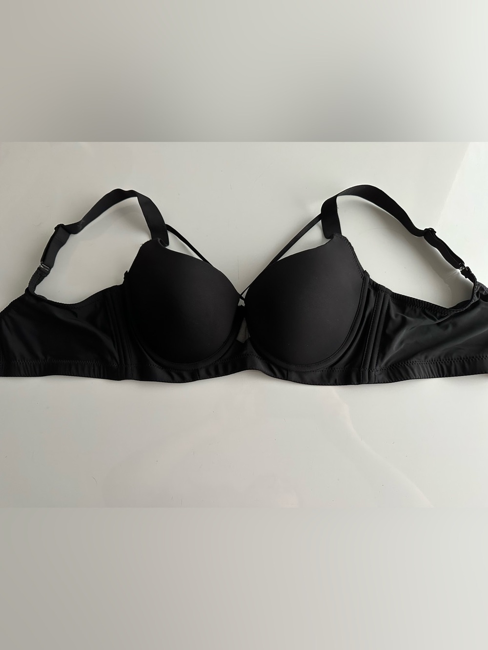 Bra New Wide Closure Strap Black Smooth Size 34C Lightly Padded Satin